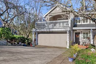 3011 Clubhouse Ct, West Linn, OR 97068 - Photo 2