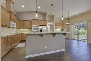 8340 SW River Rd, Hillsboro, OR 97123 - Photo 12