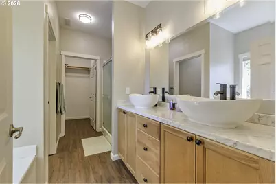 8340 SW River Rd, Hillsboro, OR 97123 - Photo 16