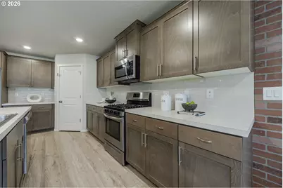 1487 Austin Ave, Woodburn, OR 97071 - Photo 16