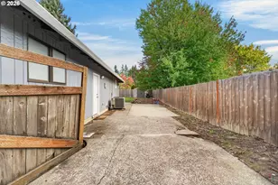 1050 NW Wallace Rd, McMinnville, OR 97128 - Photo 28