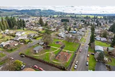 720 N Market St, Lafayette, OR 97127 - Photo 30