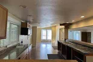 25656 Wildwood Rd, Veneta, OR 97487 - Photo 8