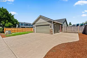 1081 Siuslaw St, Harrisburg, OR 97446 - Photo 4