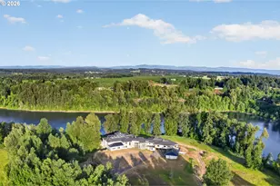 32020 SW Peach Cove Rd, West Linn, OR 97068 - Photo 8
