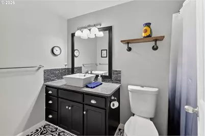 7465 NE Prairie St, Keizer, OR 97303 - Photo 32