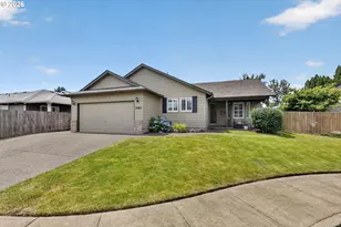 7465 NE Prairie St, Keizer, OR 97303 - Photo 2