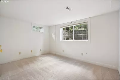 8115 SW Valley View Dr, Portland, OR 97225 - Photo 28