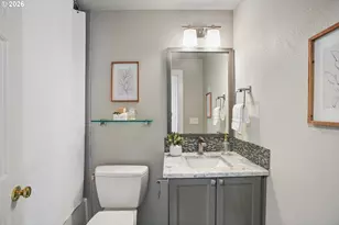 8115 SW Valley View Dr, Portland, OR 97225 - Photo 20