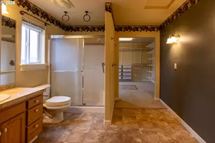 15102 SE Myra Ln, Clackamas, OR 97015 - Photo 18