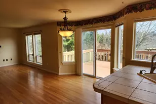 15102 SE Myra Ln, Clackamas, OR 97015 - Photo 10