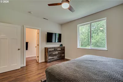 237 Piedmont Pl, Kelso, WA 98626 - Photo 12