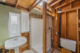 543 Chicago Ave SE, Bandon, OR 97411 - Photo 42