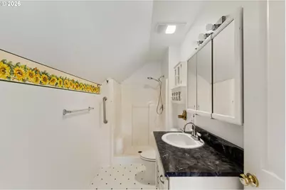 543 Chicago Ave SE, Bandon, OR 97411 - Photo 20