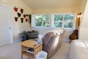 1021 Prestwick Ct, Florence, OR 97439 - Photo 32
