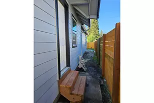 325/327 17th Ave, Longview, WA 98632 - Photo 4