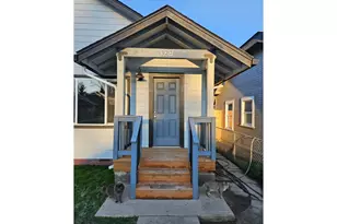 325/327 17th Ave, Longview, WA 98632 - Photo 2