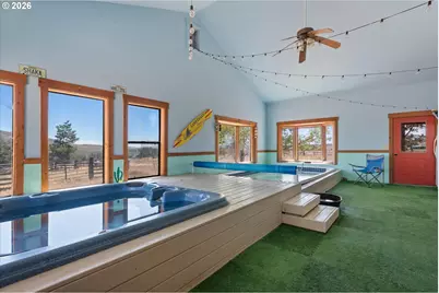 50251 Bennett Ln, Medical Springs, OR 97814 - Photo 10