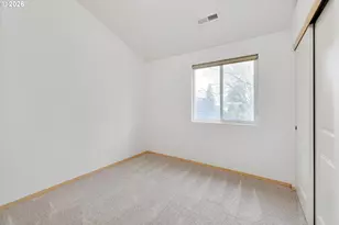 9126 SE Ash St, Portland, OR 97216 - Photo 18