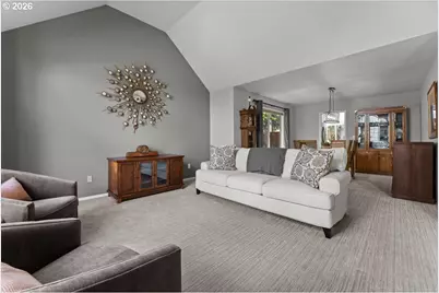 15611 Partridge Dr, Lake Oswego, OR 97035 - Photo 4
