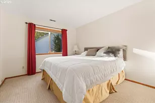 15611 Partridge Dr, Lake Oswego, OR 97035 - Photo 22