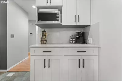 15611 Partridge Dr, Lake Oswego, OR 97035 - Photo 10