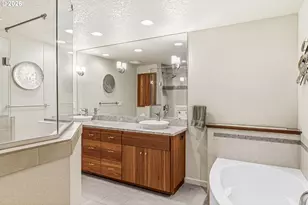 6705 NW Dogwood Dr, Vancouver, WA 98663 - Photo 8