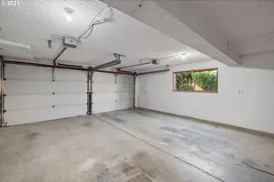 12837 NE Morris St, Portland, OR 97230 - Photo 36