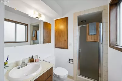 12837 NE Morris St, Portland, OR 97230 - Photo 14