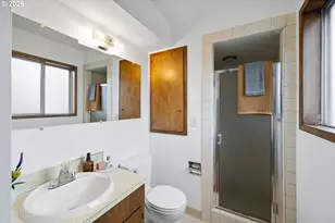 12837 NE Morris St, Portland, OR 97230 - Photo 14