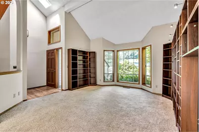 11547 SW 56th Pl, Portland, OR 97219 - Photo 16