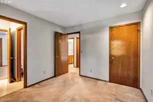 11547 SW 56th Pl, Portland, OR 97219 - Photo 22