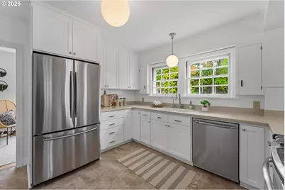 6610 SE Stark St, Portland, OR 97215 - Photo 16