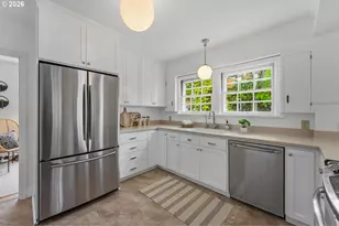 6610 SE Stark St, Portland, OR 97215 - Photo 16