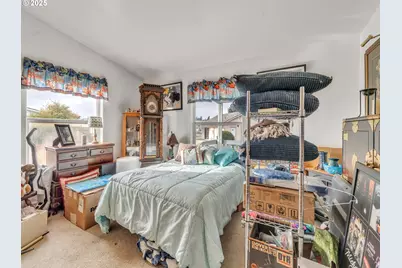 4353 Lemon St NE, Salem, OR 97305 - Photo 16