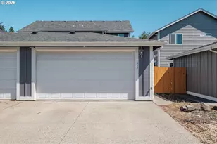 1036 9th St, Florence, OR 97439 - Photo 8