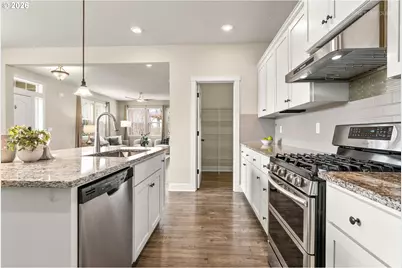 5389 SE Davis Rd, Hillsboro, OR 97123 - Photo 10