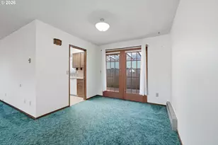801 Ash Ave, Tillamook, OR 97141 - Photo 10
