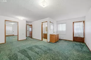 801 Ash Ave, Tillamook, OR 97141 - Photo 20