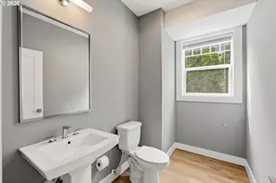 1722 SW Custer St, Portland, OR 97219 - Photo 18