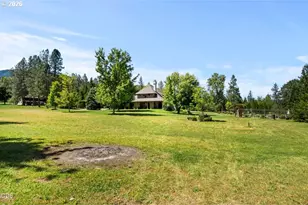 693 Horizon Hills Rd, Williams, OR 97544 - Photo 40
