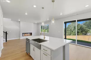 15915 SW Bluewater Ter, Tigard, OR 97224 - Photo 14