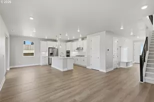 15915 SW Bluewater Ter, Tigard, OR 97224 - Photo 8