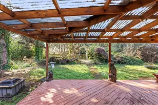 700 NE Donelson Rd, Hillsboro, OR 97124 - Photo 24