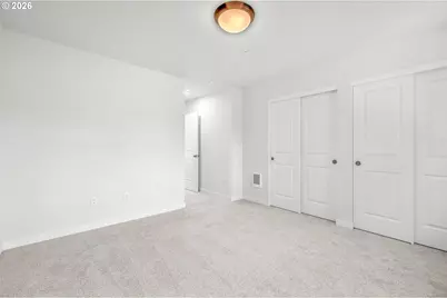 9261 E Burnside St, Portland, OR 97216 - Photo 14