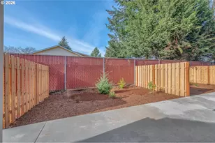 9261 E Burnside St, Portland, OR 97216 - Photo 28