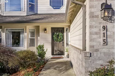 915 NW Vinca Ln, Camas, WA 98607 - Photo 2