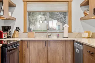 12900 Hawks Beard, Sisters, OR 97759 - Photo 8