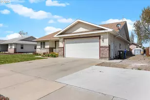 880 F St, Baker City, OR 97814 - Photo 26