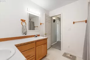 880 F St, Baker City, OR 97814 - Photo 22